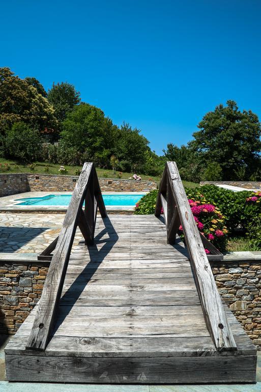 Luxury Villa With Pool In Tsagkarada Eksteriør billede